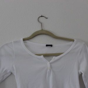 Brandy Melville Zelly top NWOT